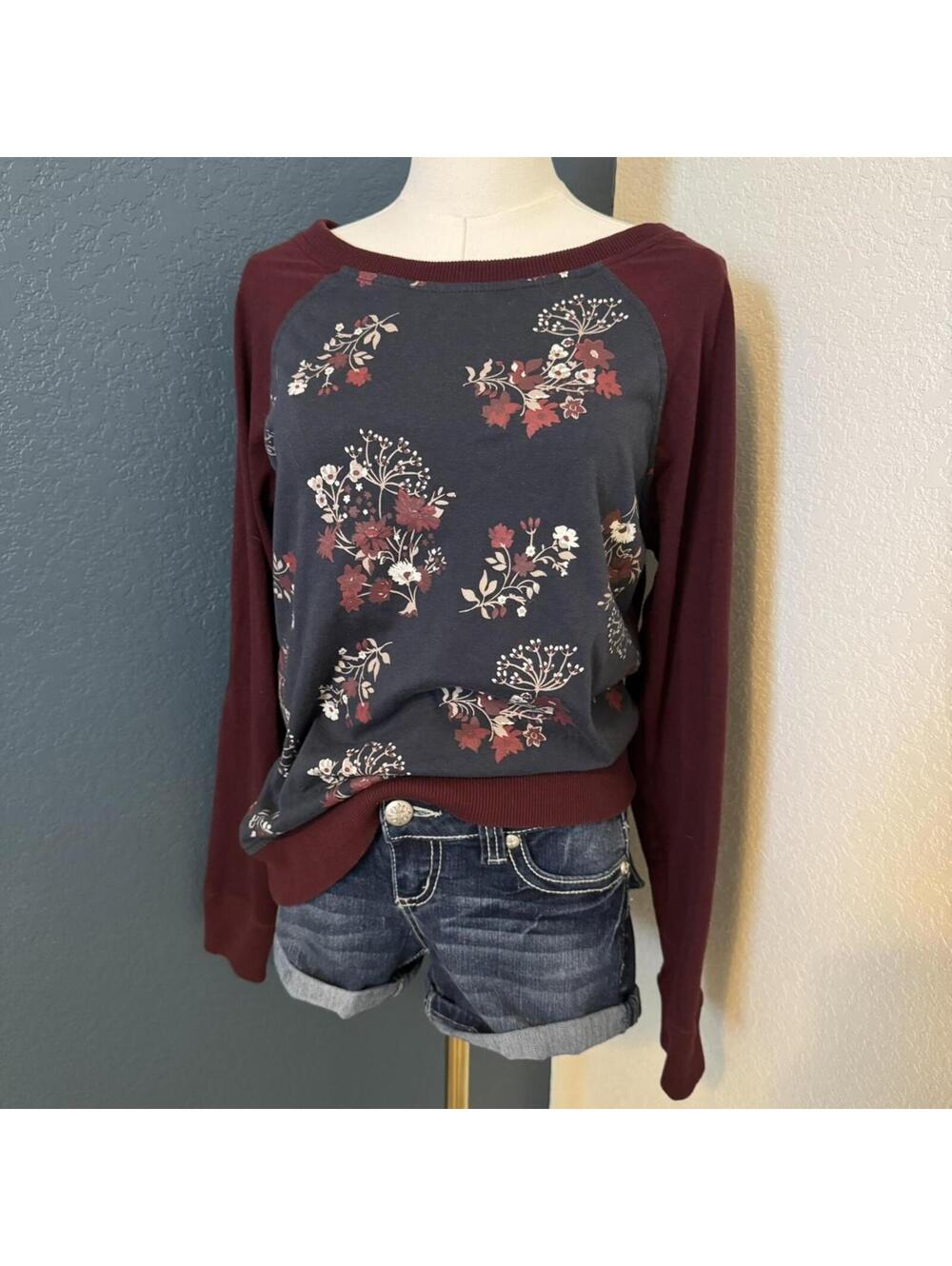 Western Burgundy Navy Floral Elbow Patch Sweater, Medium